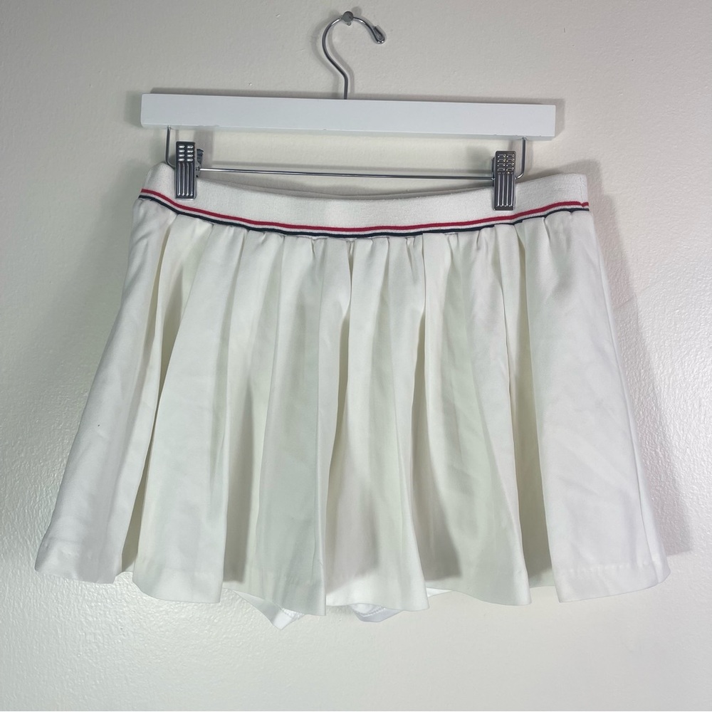 Y2K PLEATED White SKORT with red & blue Stripe Band Detail - Picture 9 of 10